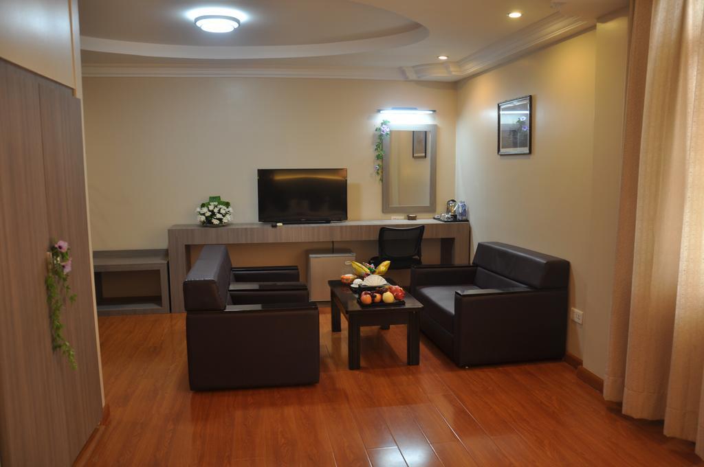 Golden Hill Hotel - Lashio Εξωτερικό φωτογραφία