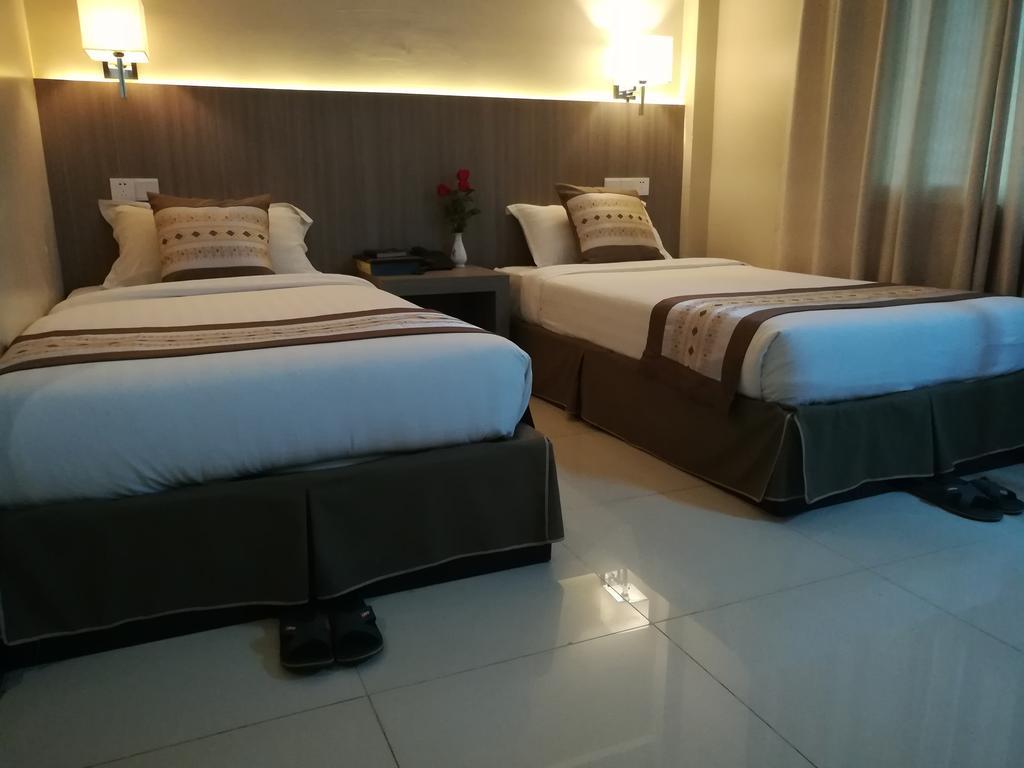 Golden Hill Hotel - Lashio Εξωτερικό φωτογραφία
